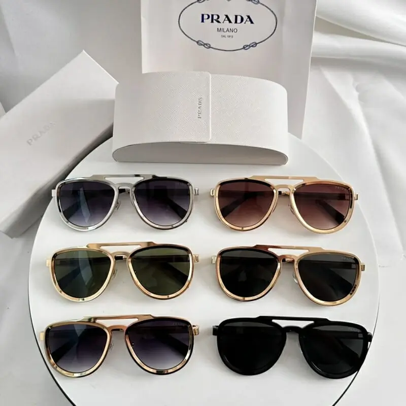 prada aaa qualite lunettes de soleil s_12342201